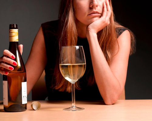 Анонимное лечение женского алкоголизма в Миньяре